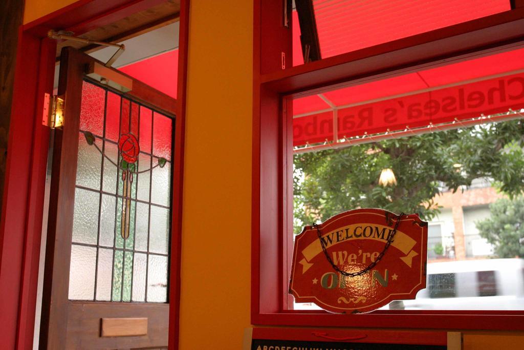 Yadocafe Chelsea'S Rainbow B&B Osaka Exterior photo